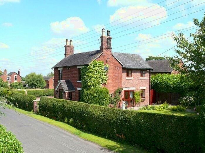 4 bed detached house to rent in Paddock Lane, Audlem, Crewe CW3 Zoopla