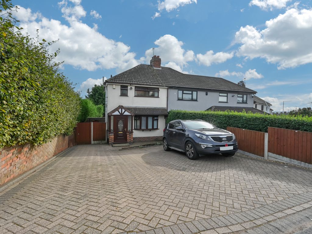 3 bed semidetached house for sale in Pye Green Road, Hednesford