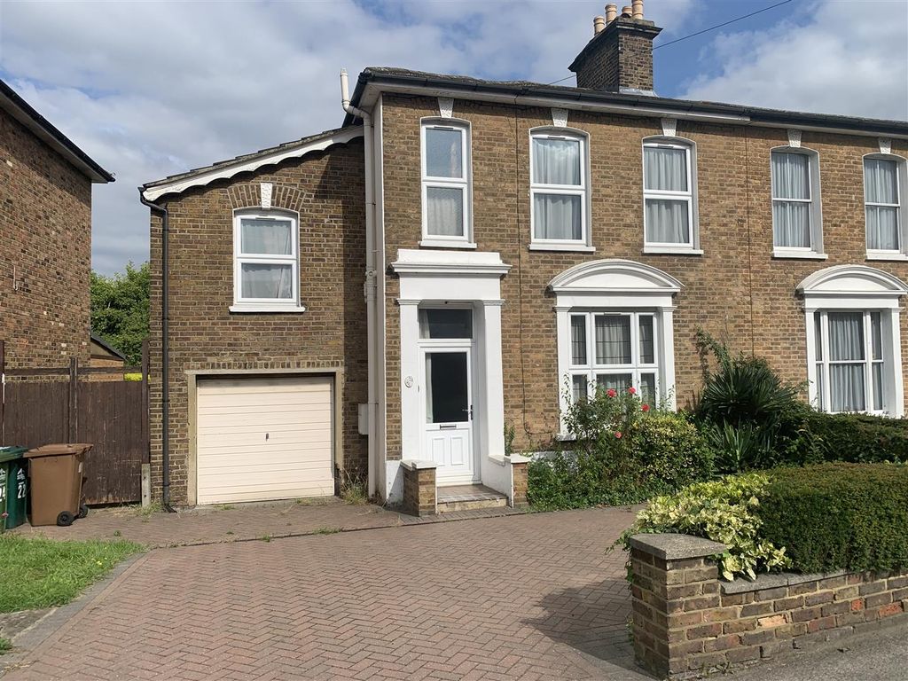 4 bed semidetached house for sale in Stanwell Road, Ashford TW15 Zoopla
