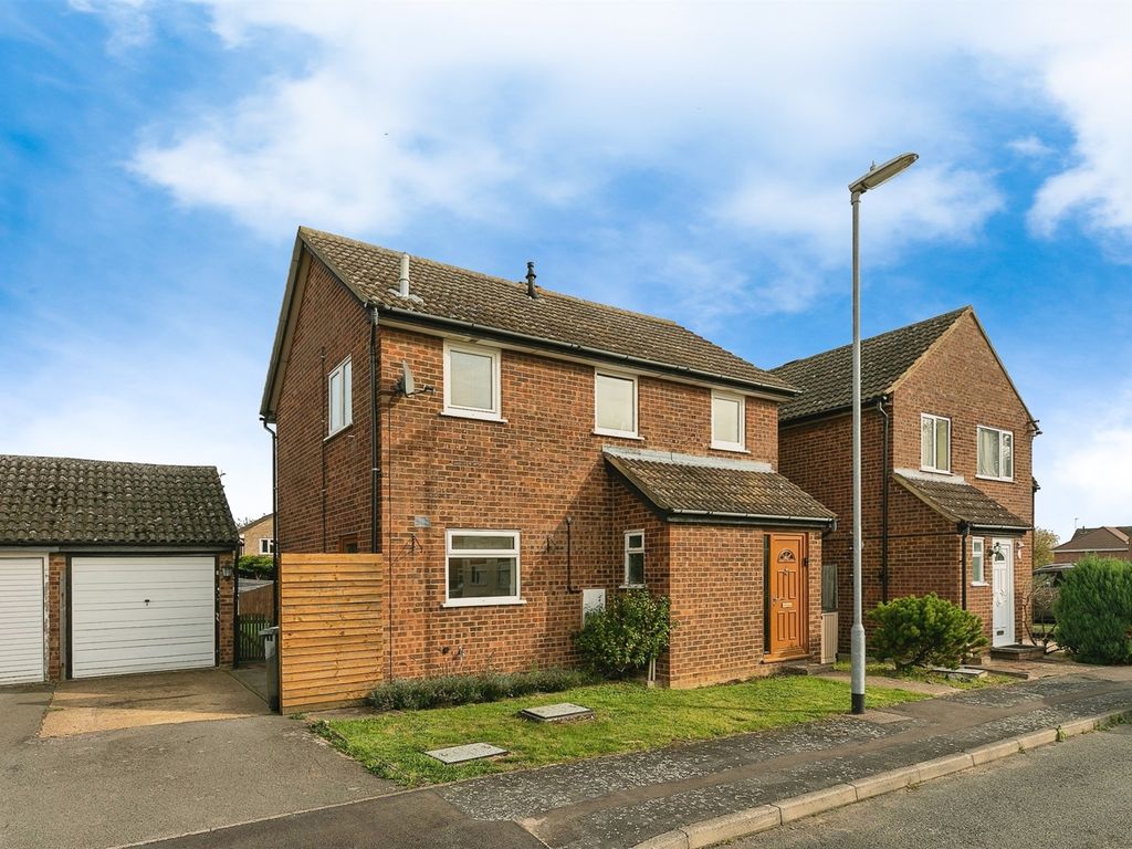 3 bed detached house for sale in Ward Close, Bury, Huntingdon PE26, £280,000 Zoopla