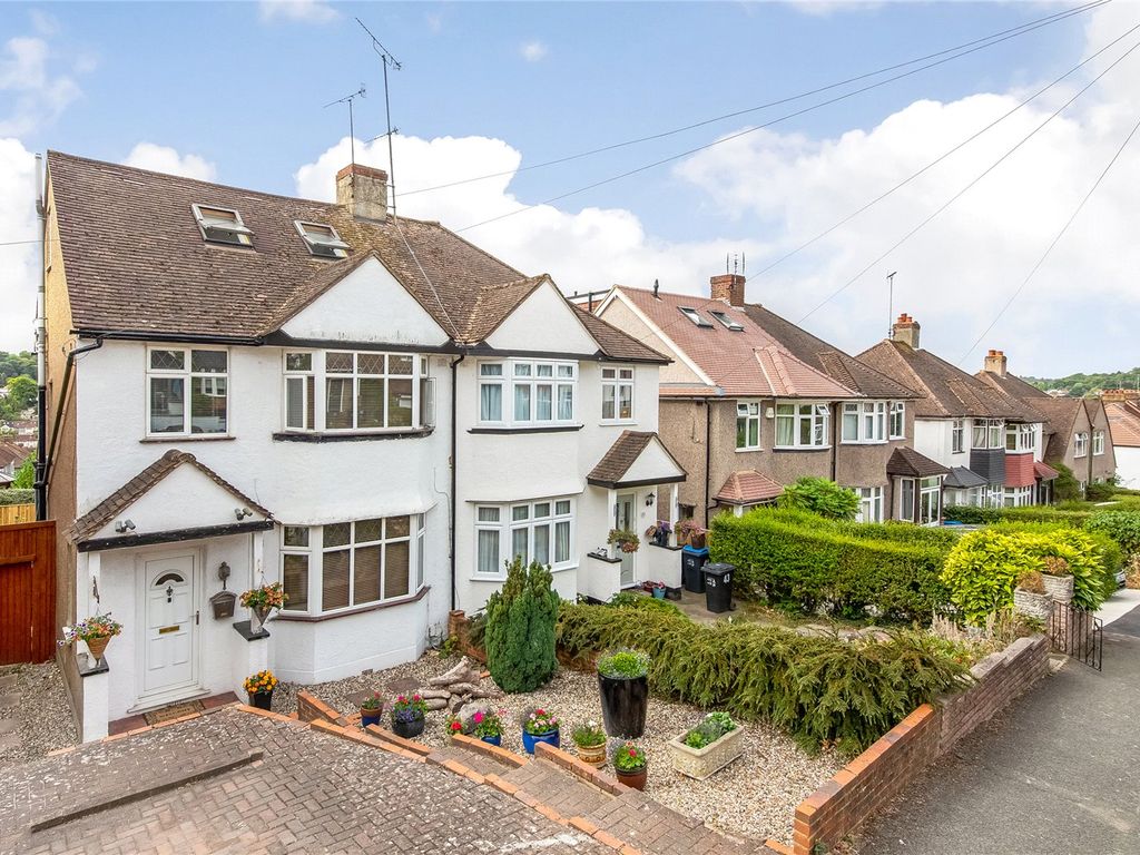 4 bed semidetached house for sale in Winifred Road, Coulsdon CR5 Zoopla