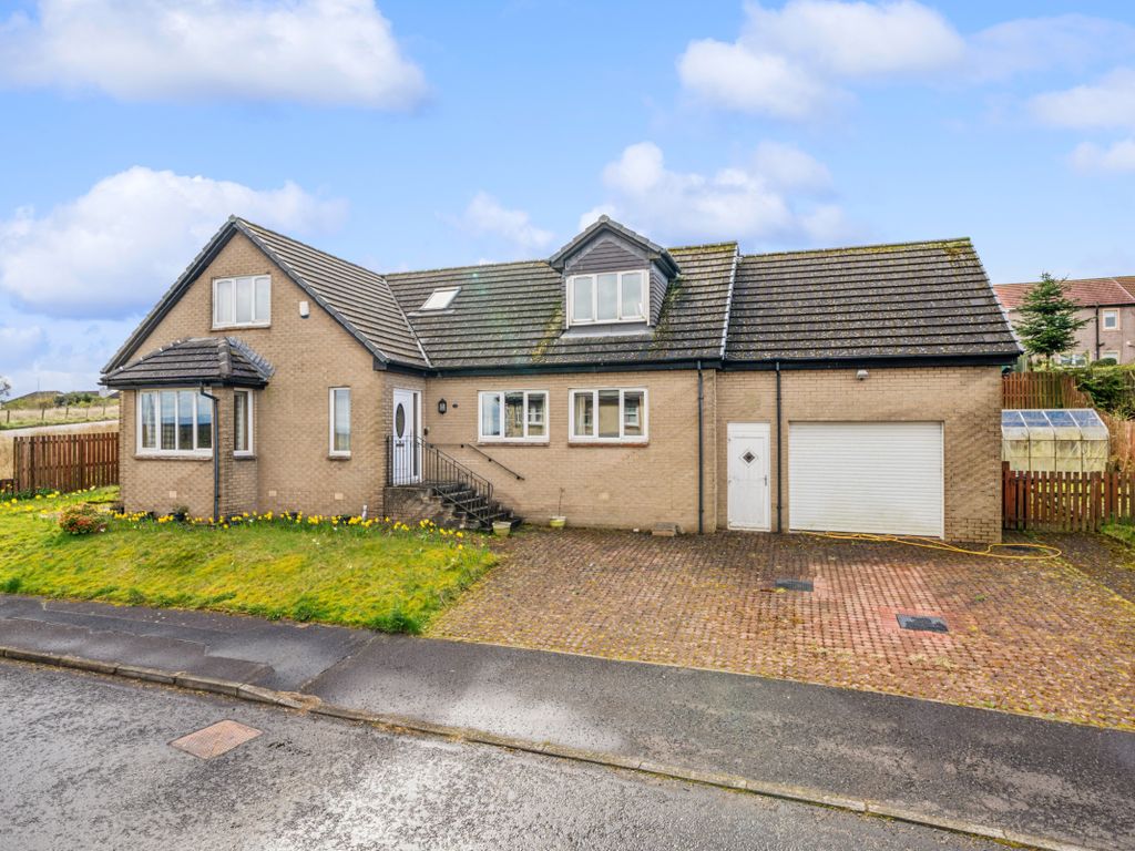 4 bed detached house for sale in Hillside Place, Greengairs, Airdrie