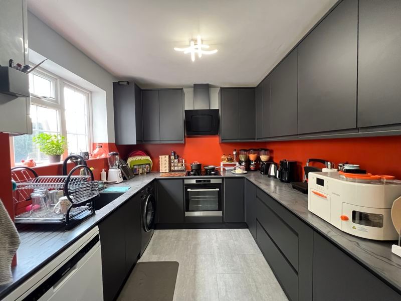 4 bed terraced house for sale in Meadfield, Edgware HA8, £550,000 Zoopla