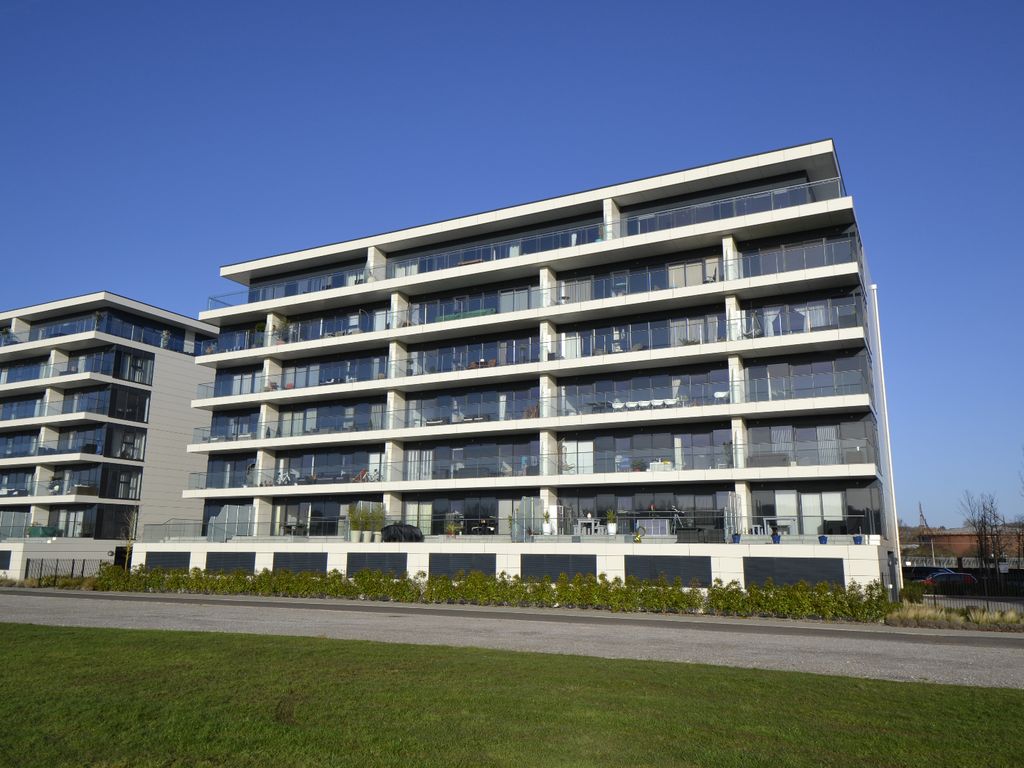 3 bed flat for sale in Kingman Way, Newbury RG14 Zoopla