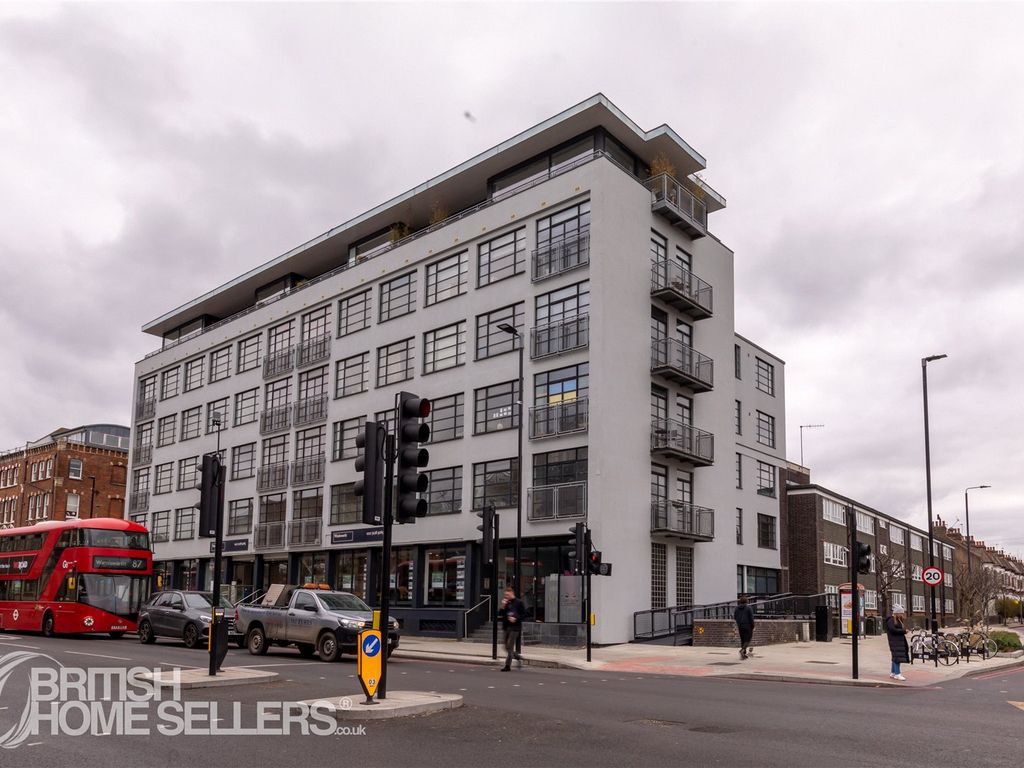 2 bed flat for sale in Lavender Hill, London SW11 Zoopla