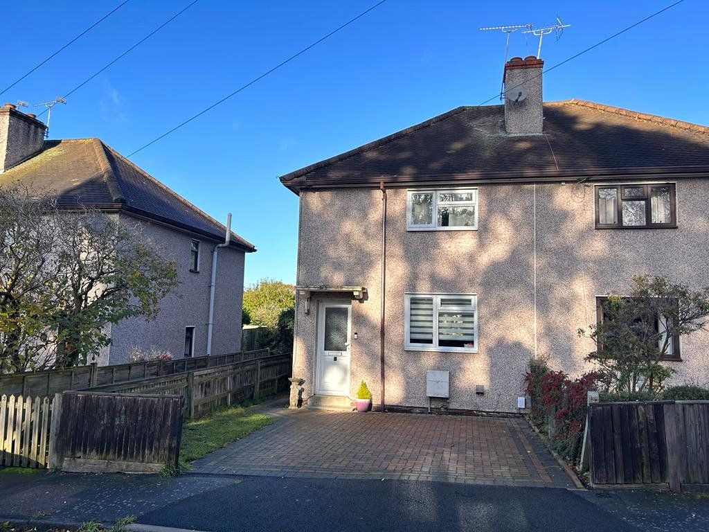 3 bed semidetached house for sale in Upland Road, Camberley, Surrey
