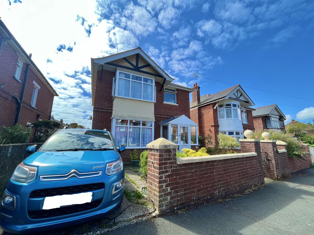 3 bed detached house for sale in Dracaena Gardens, Shanklin PO37 Zoopla