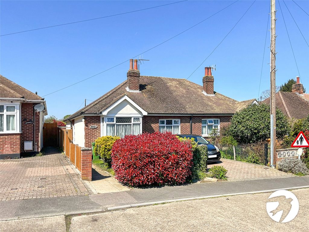 2 bed bungalow for sale in Woodland Way, Penenden Heath, Maidstone
