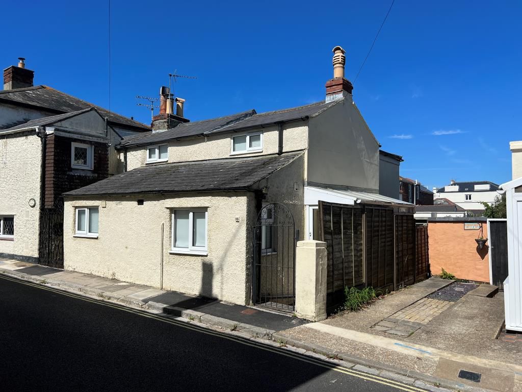 3 bed semidetached house for sale in 10 Bellevue Road, Ryde, Isle Of