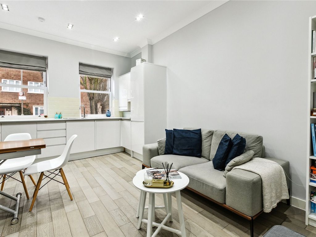 1 bed flat for sale in Barmouth Road, London SW18, £375,000 Zoopla