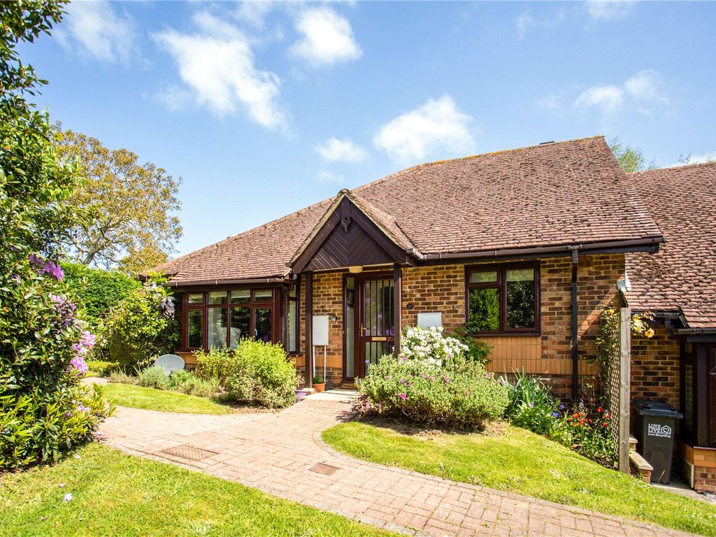 2 bed bungalow for sale in Cross Lane Gardens, Ticehurst, Wadhurst