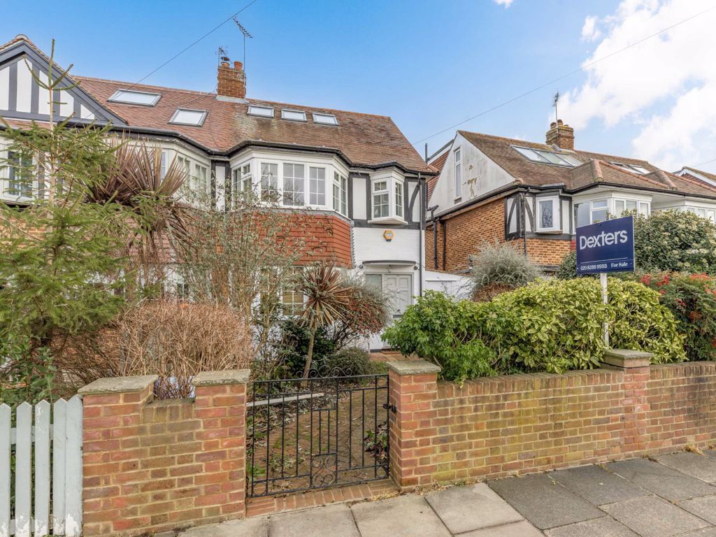 4 bed property for sale in Broughton Avenue, Ham, Richmond TW10 Zoopla