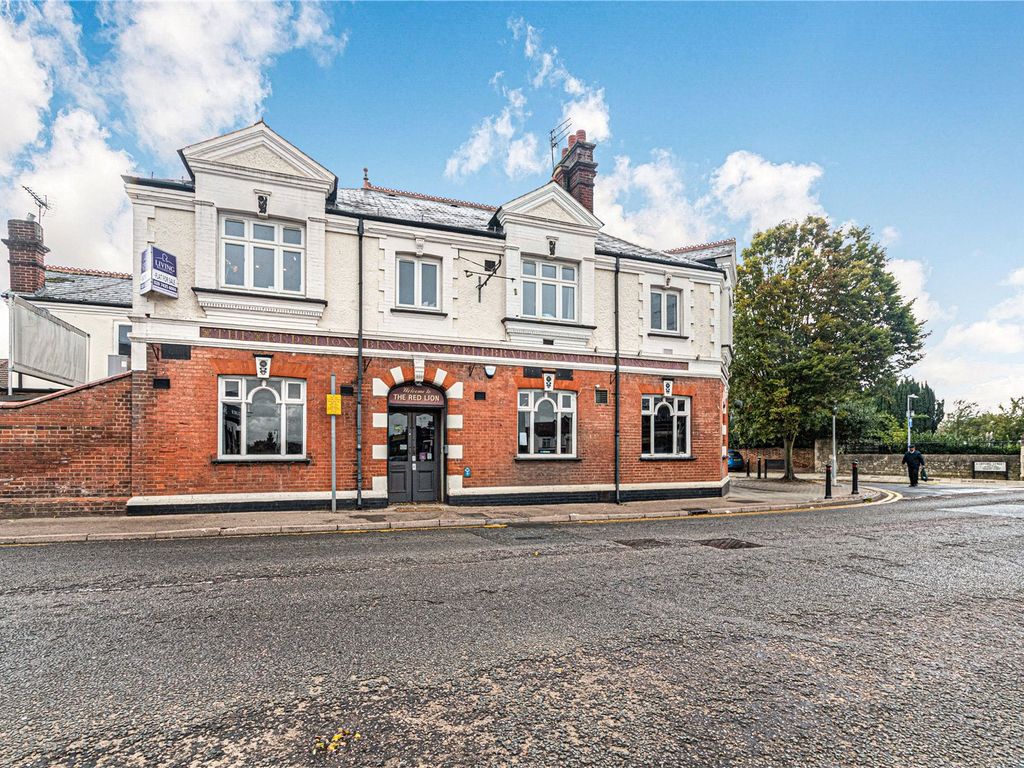 2 bed flat for sale in Vicarage Road, Watford, Hertfordshire WD18 Zoopla