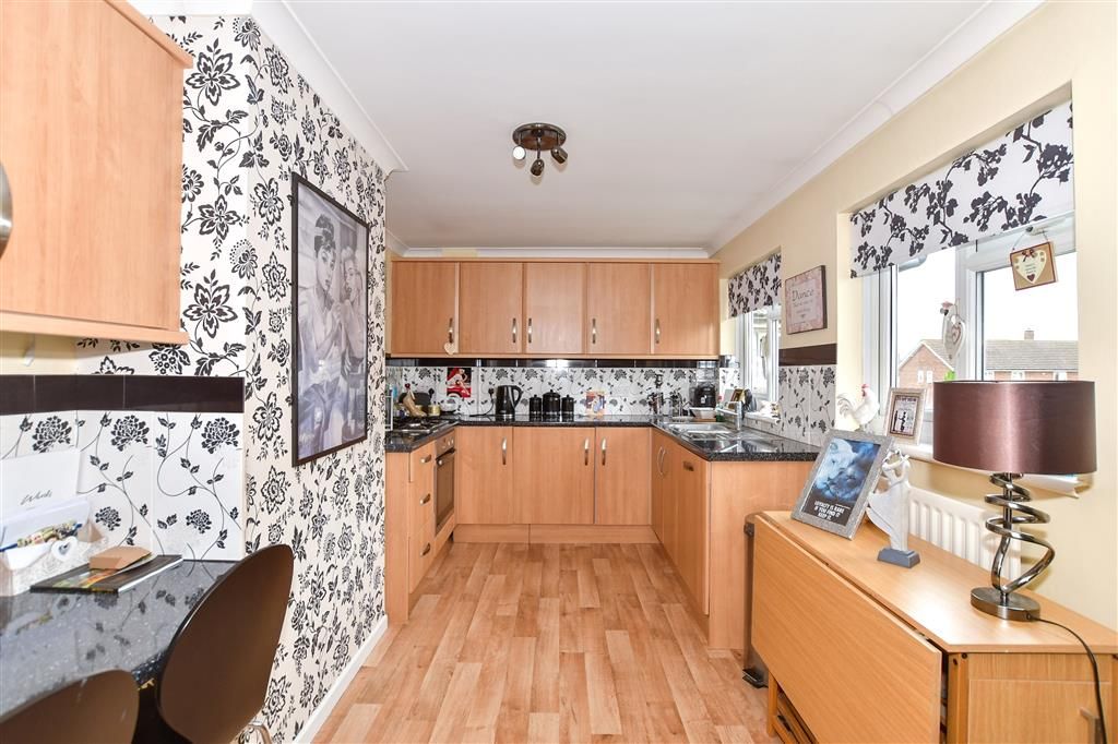 2 bed for sale in Woodlands Road, Ditton, Kent ME20, £240,000 Zoopla