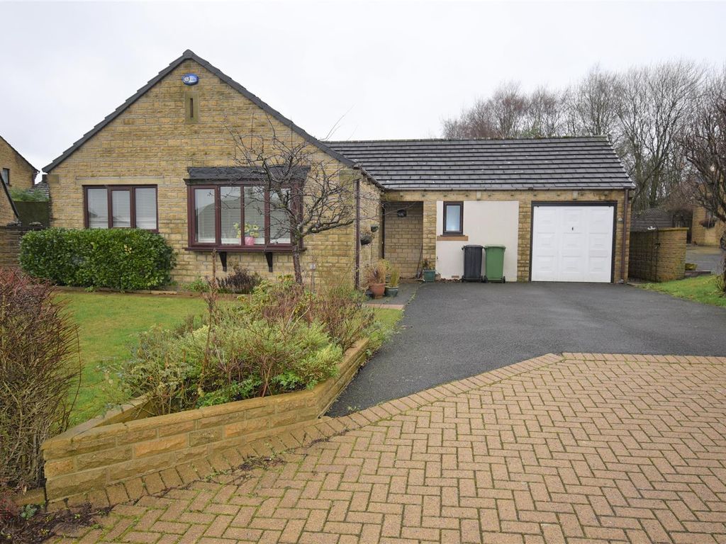 Moor Park Avenue, Beaumont Park, Huddersfield HD4