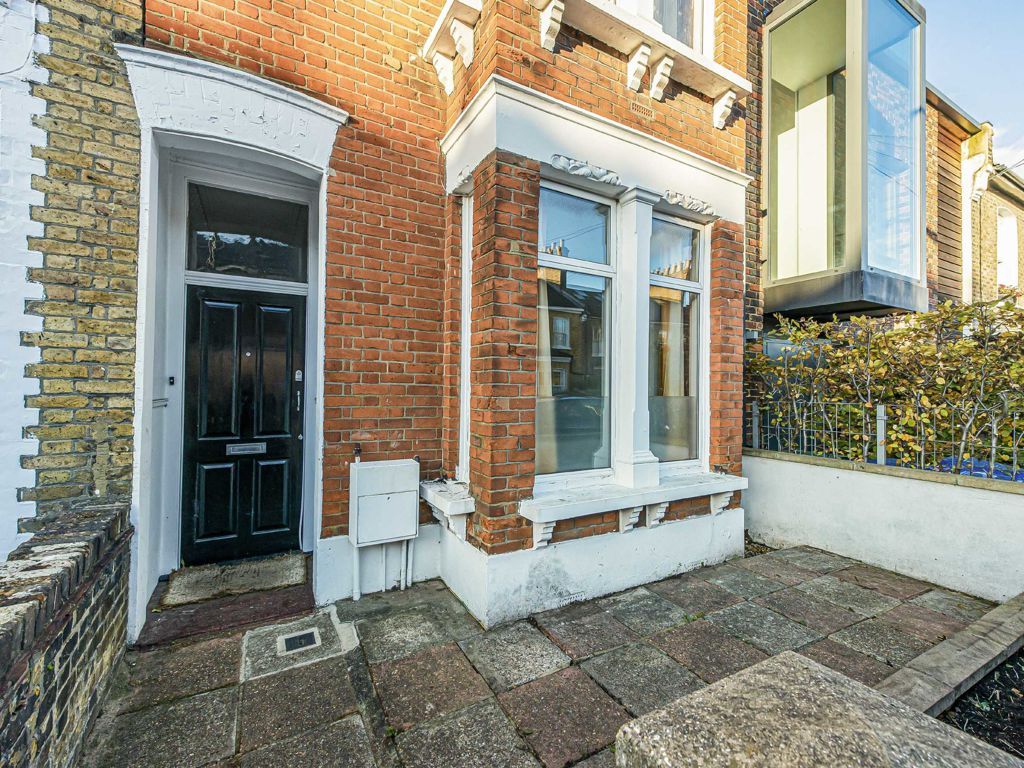 3 bed terraced house for sale in Choumert Road, London SE15, £800,000
