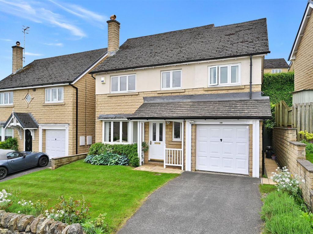 4 bed detached house for sale in Apperley Road, Apperley Bridge