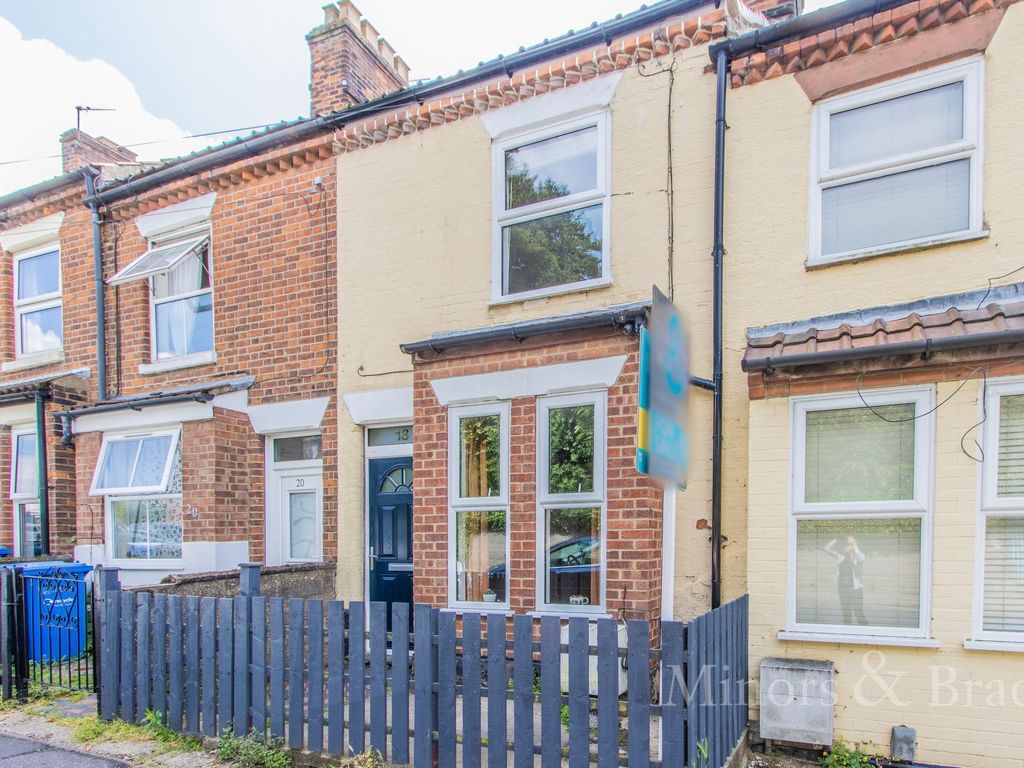 3 bed terraced house for sale in St. Leonards Road, Norwich NR1, £