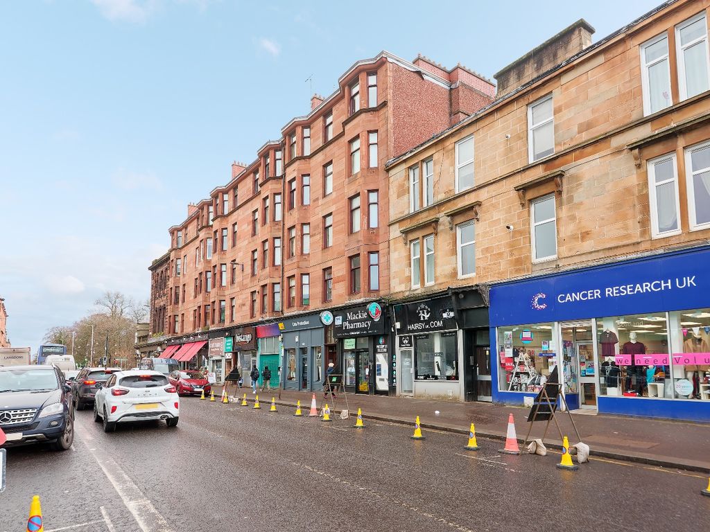 1 bed flat for sale in Pollokshaws Road, Shawlands, Glasgow G41, £