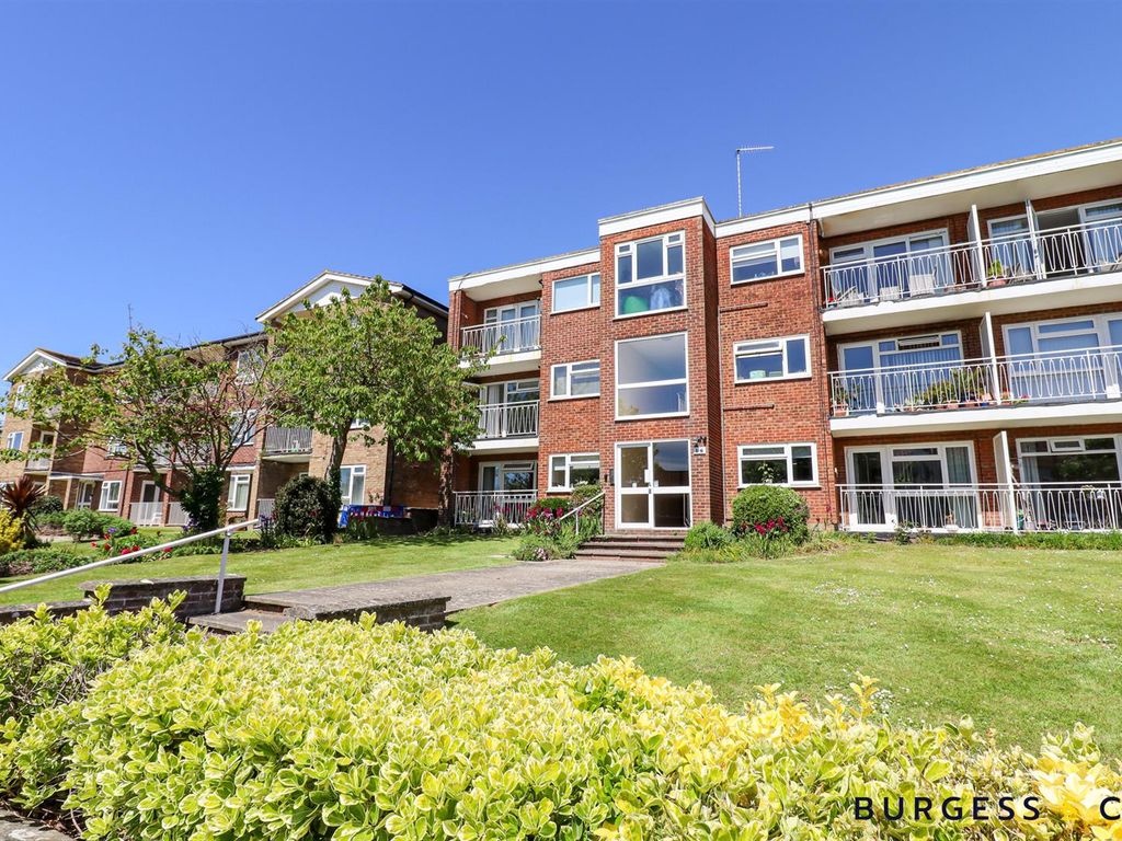 2 bed flat for sale in Cooden Drive, BexhillOnSea TN39, £235,000 Zoopla