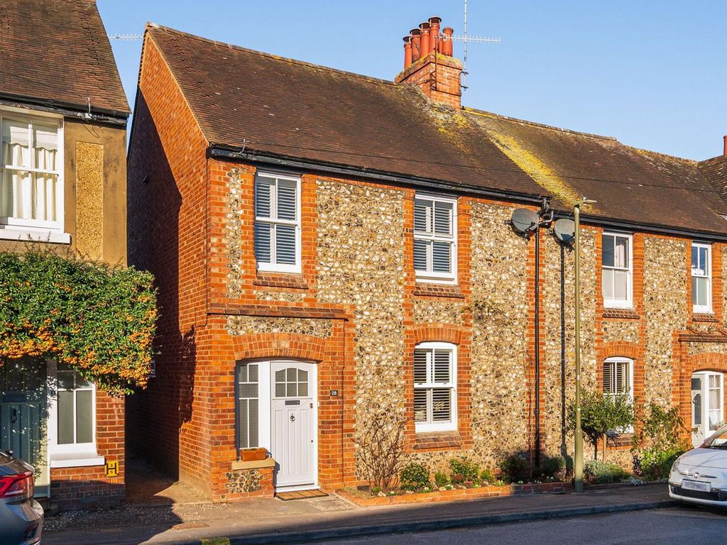 3 bed end terrace house for sale in Wilson Avenue, HenleyOnThames RG9