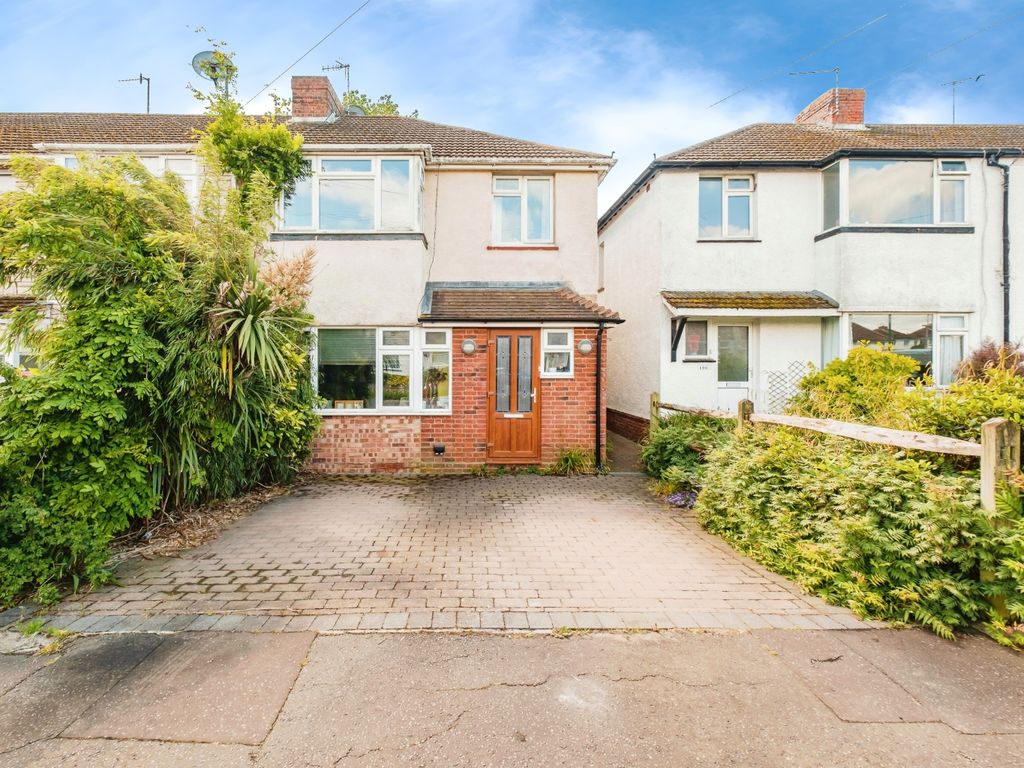 3 bed end terrace house for sale in North Farm Road, Lancing, West