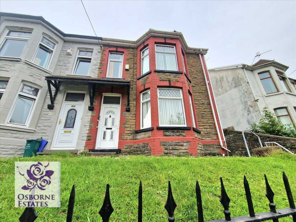 4 bed semidetached house for sale in Gilfach Road, Tonyrefail, Porth