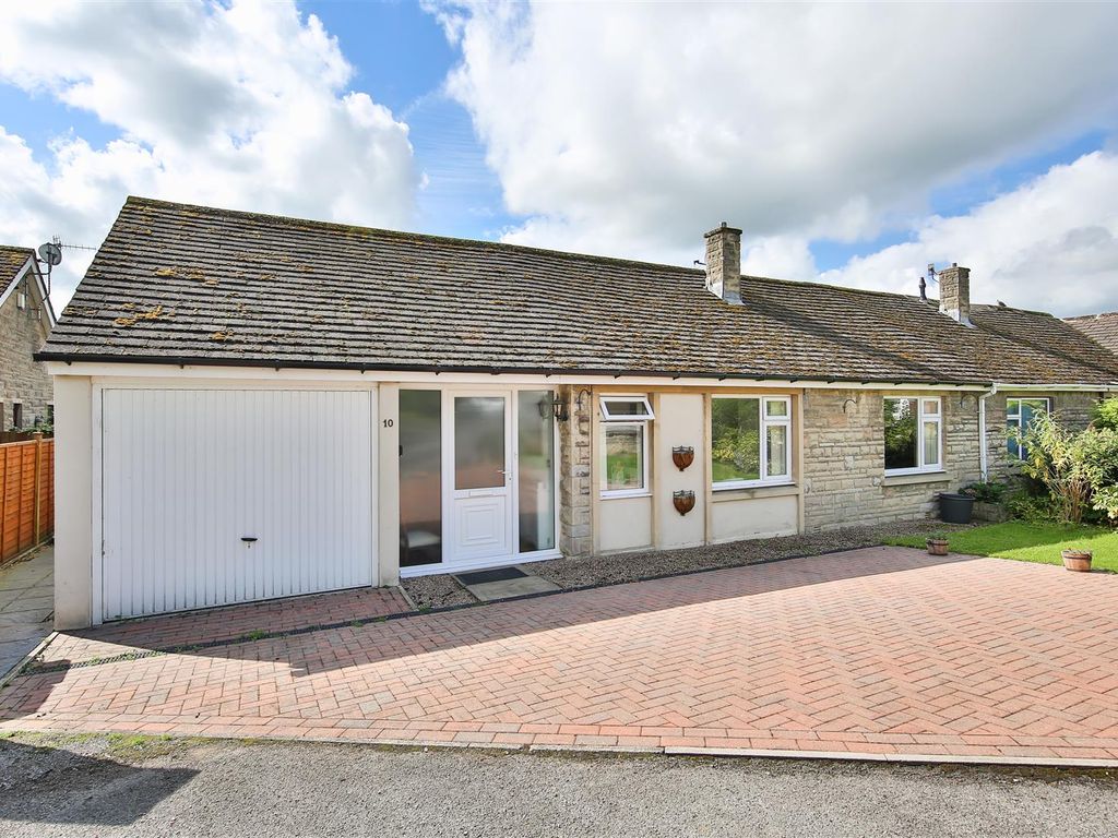 3 bed semidetached bungalow for sale in 10 Hawksley Drive, Darley Dale