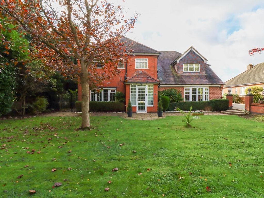5 bed detached house for sale in Ratby Meadow Lane, Enderby, Leicester
