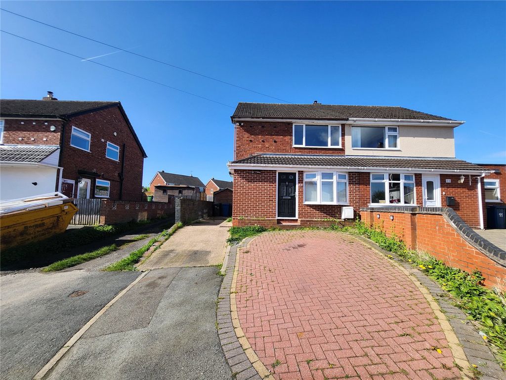 3 bed semidetached house for sale in Thornby Avenue, Tamworth