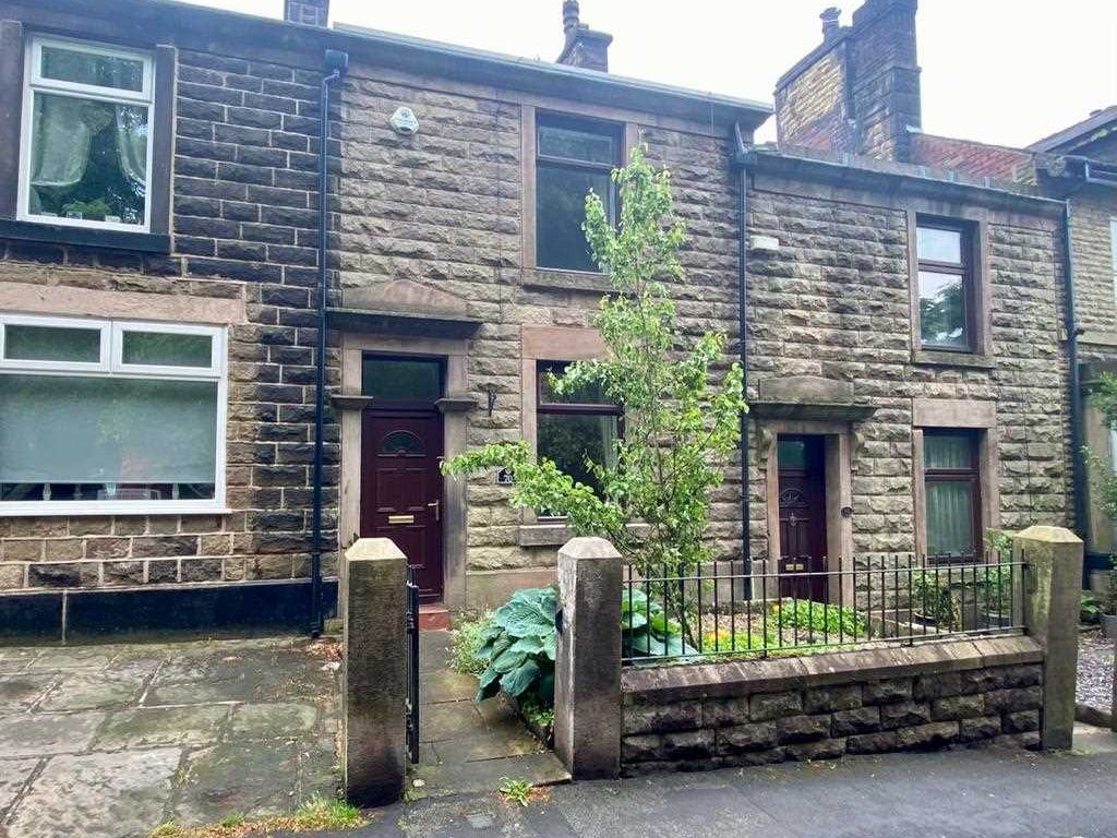 2 bed terraced house to rent in Old Chapel Court, Railway Road