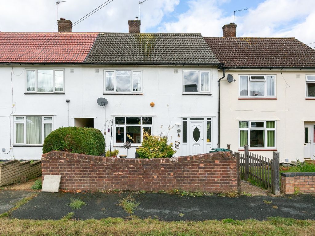 3 bed terraced house for sale in Fulford Grove, South Oxhey, Watford