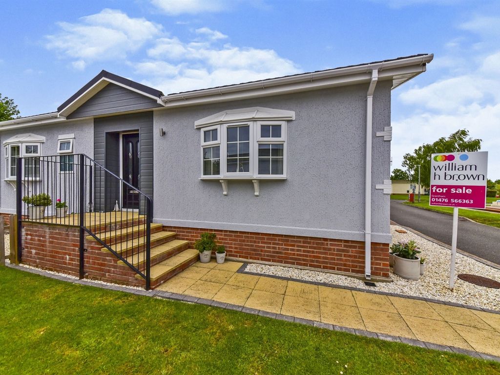 2 bed mobile/park home for sale in Allington Gardens, Allington, Grantham NG32 Zoopla
