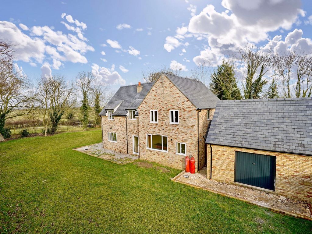 4 bed detached house for sale in Moorend, Thurning, Peterborough PE8, £