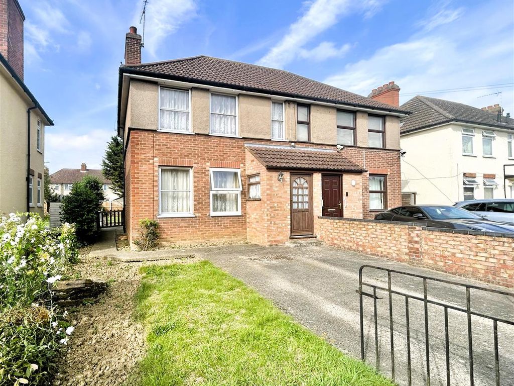 3 bed property for sale in Goldsmith Road, Ipswich IP1, £220,000 Zoopla