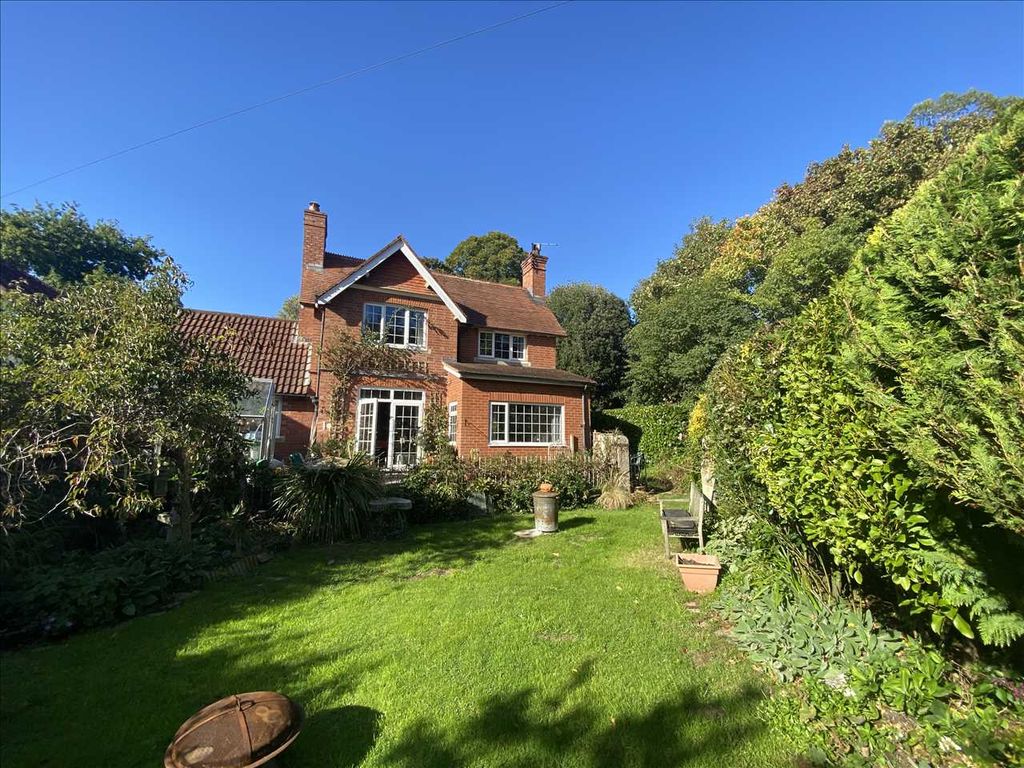 3 bed semidetached house for sale in Newcourt Road EX3 Zoopla