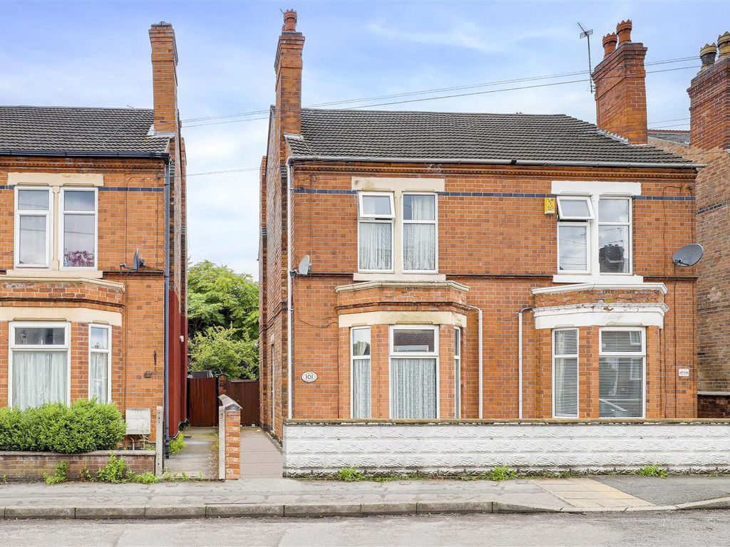 3 bed semidetached house for sale in College Street, Long Eaton