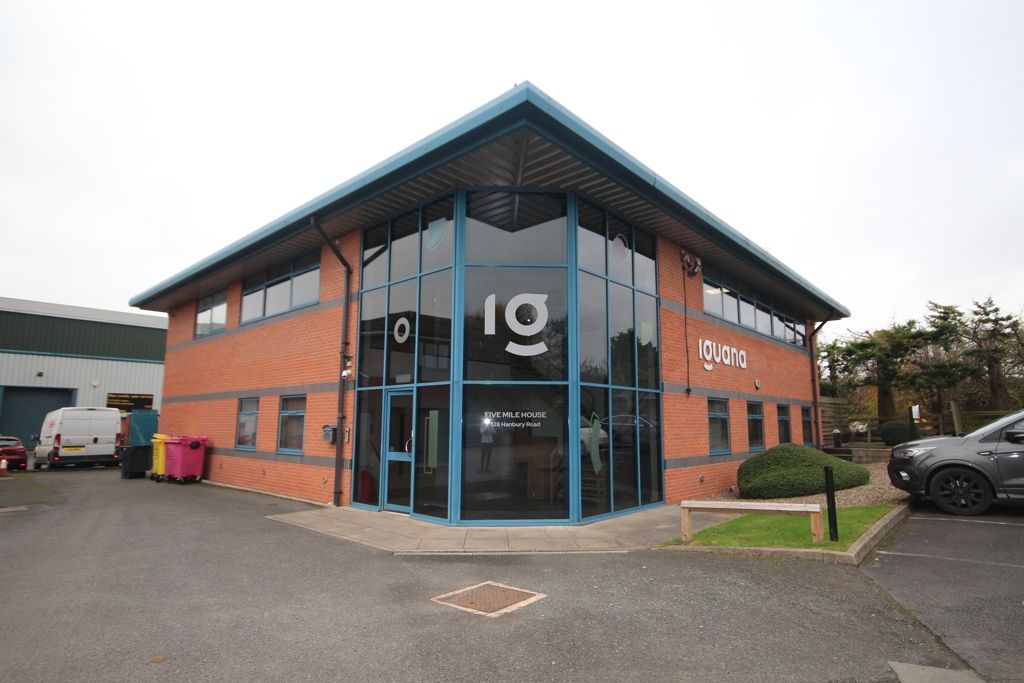 Office to let in Ground Floor Office, Five Mile House, 128 Hanbury Road, Stoke Prior, Bromsgrove
