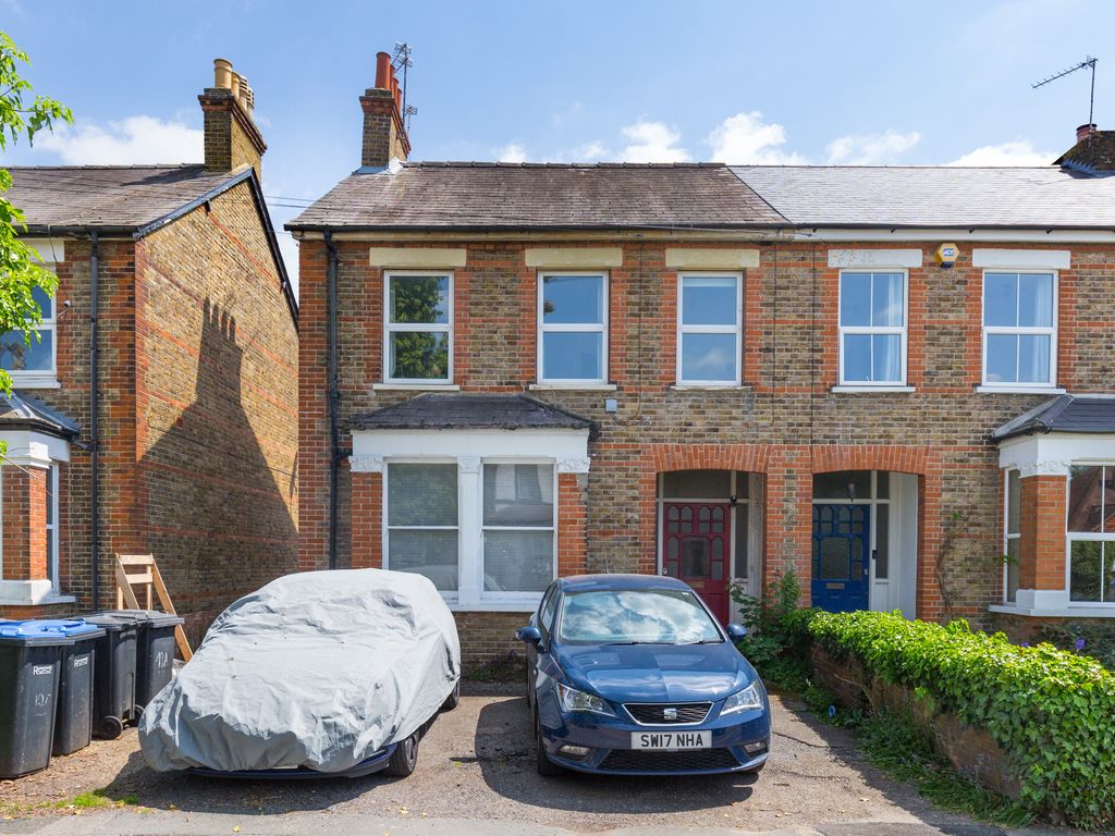 2 bed flat for sale in Avenue Road, Staines TW18 Zoopla