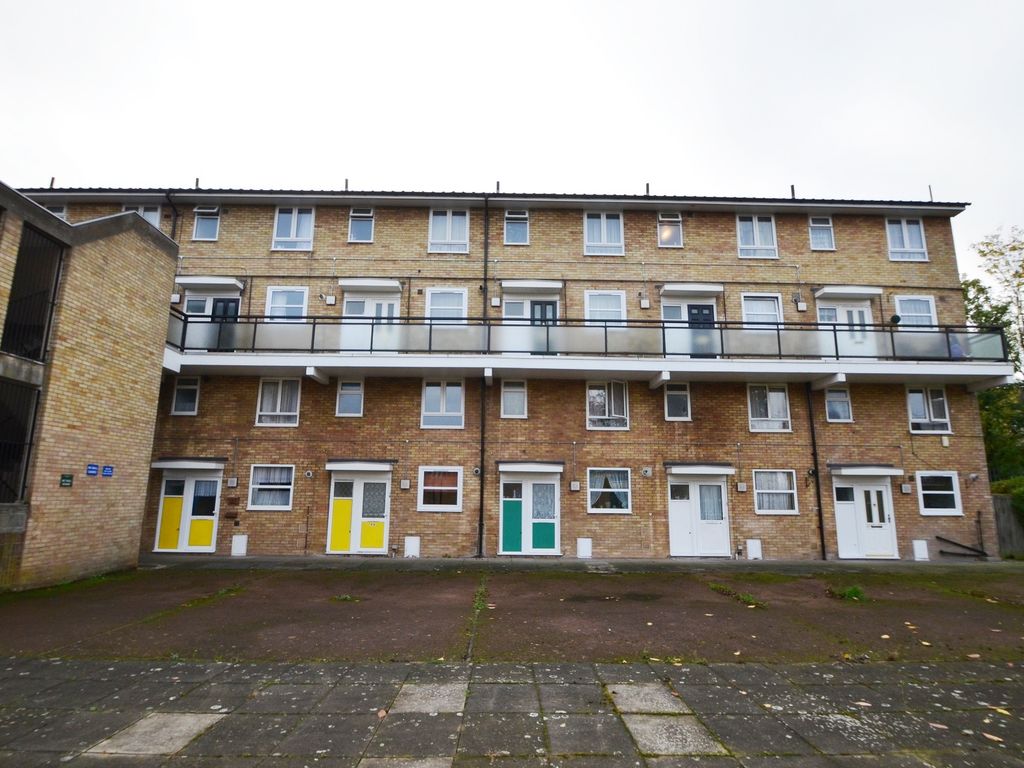 3 bed to rent in Kettering Road, Enfield / London EN3 Zoopla