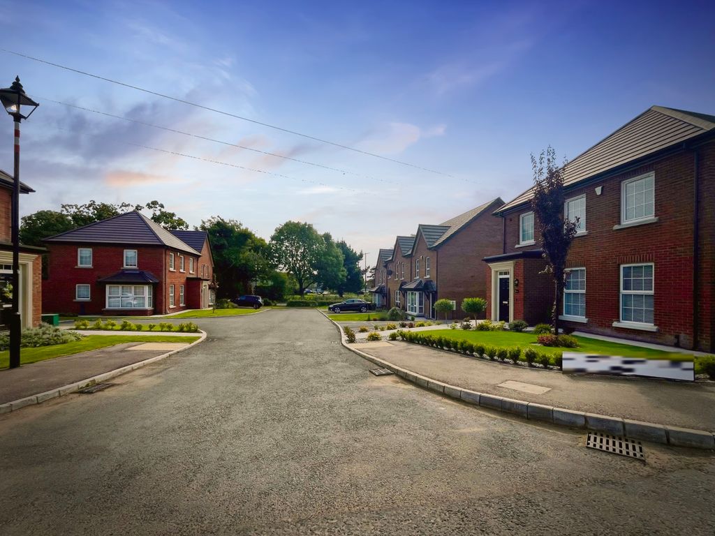 3 bed town house to rent in Charlestown Hall Brae, Lisburn BT28, £950 pcm Zoopla