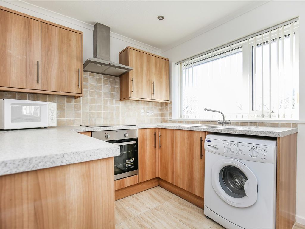 2 bed flat to rent in Lindsey Close, Cramlington NE23 Zoopla