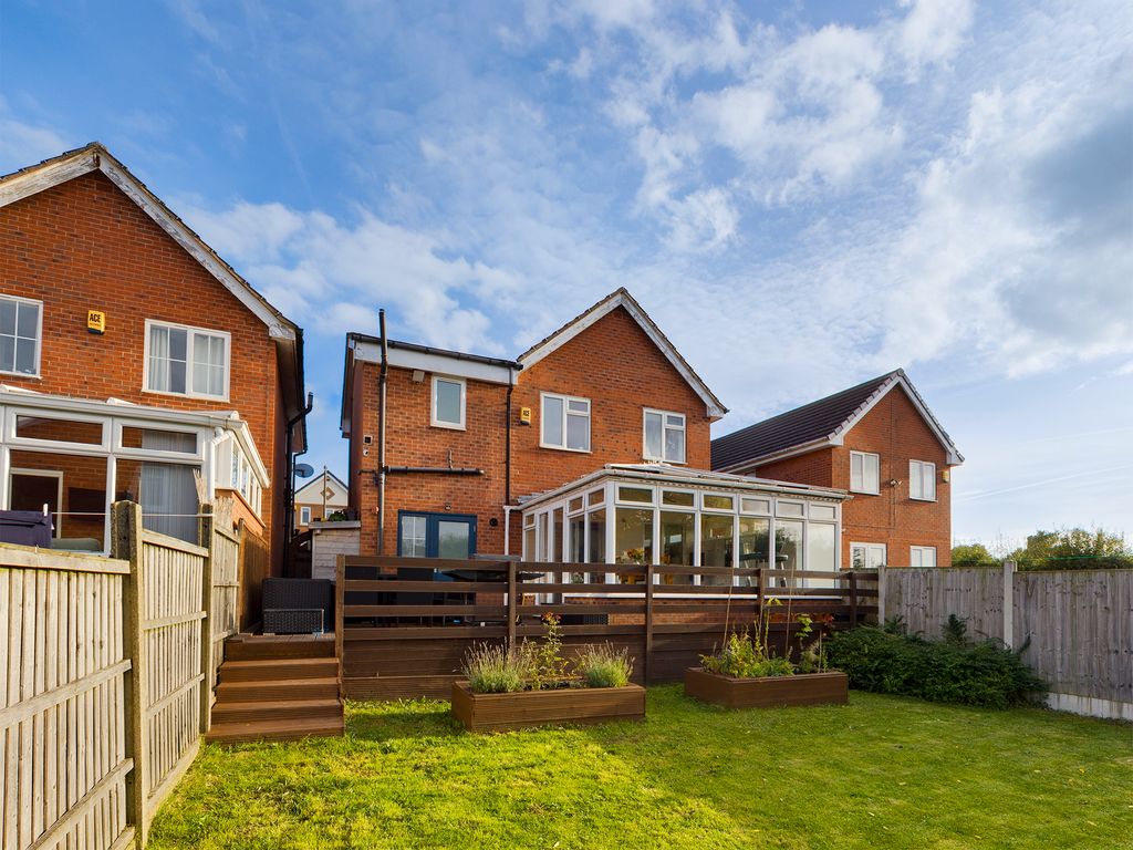 4 bed detached house for sale in Winchester Close, North Wingfield