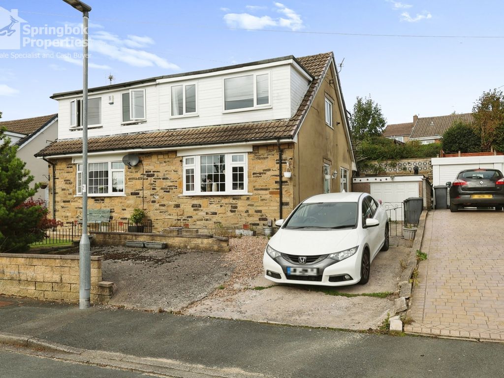 3 bed semidetached house for sale in Harcourt Avenue, Thornton