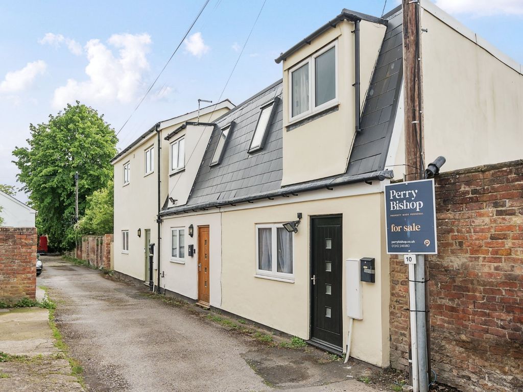 2 bed end terrace house for sale in Casino Place, The Suffolks
