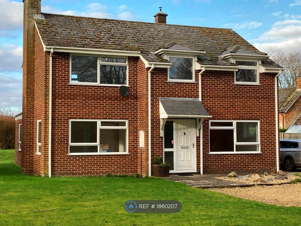 3 bed detached house to rent in Severals Lane, Pewsey SN9, £1,495 pcm