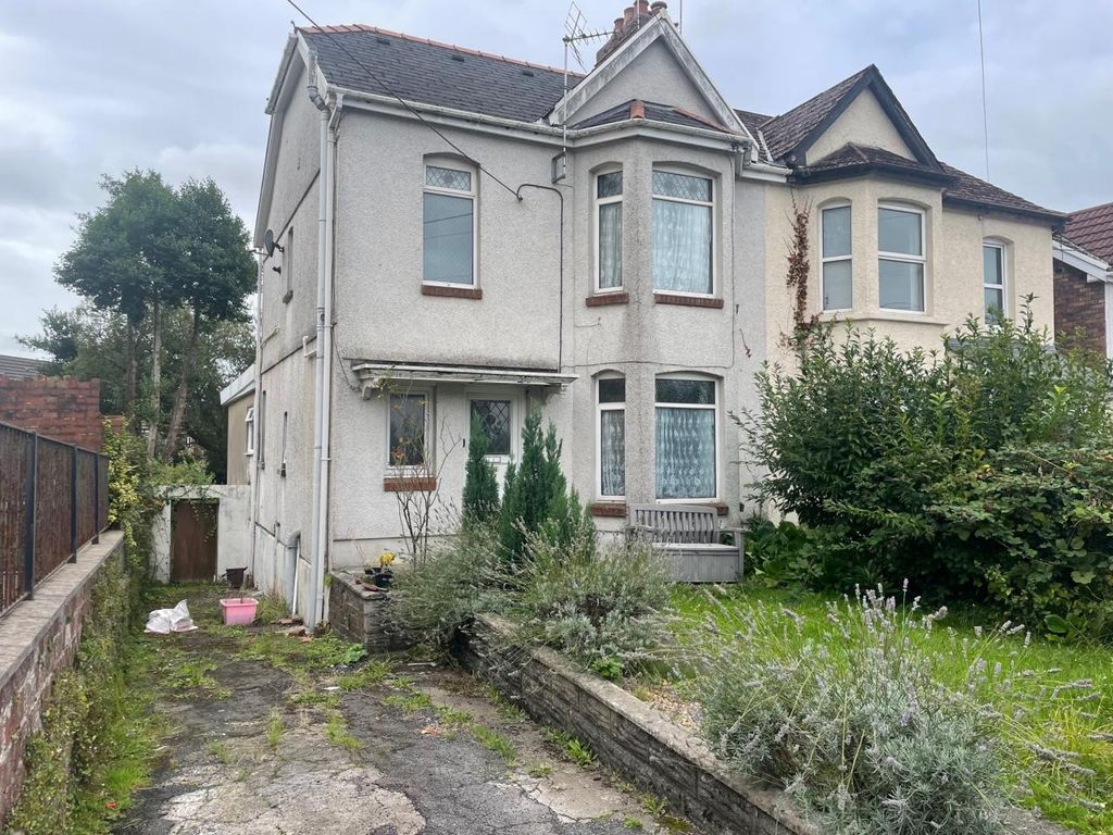3 bed semidetached house for sale in Bolgoed Road, Pontarddulais