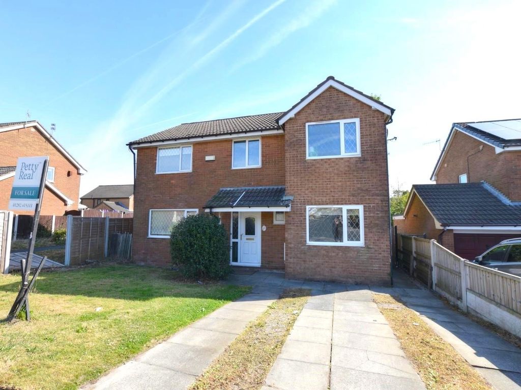 5 bed detached house for sale in Wellfield Drive, Burnley BB12, £