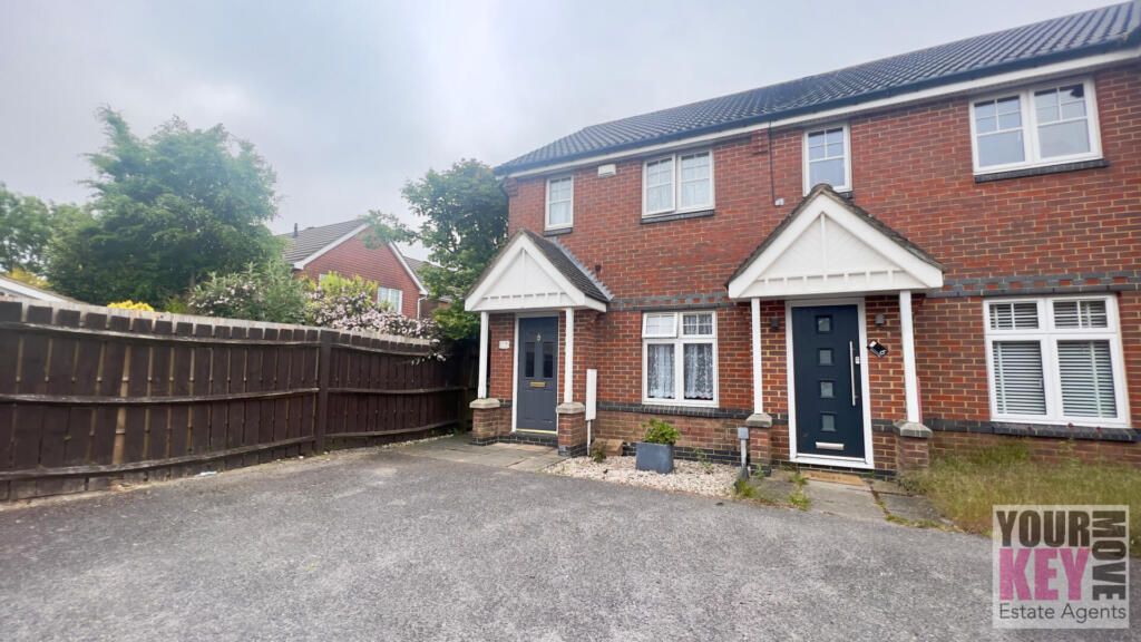 2 bed end terrace house for sale in Spence Close, Hawkinge, Folkestone