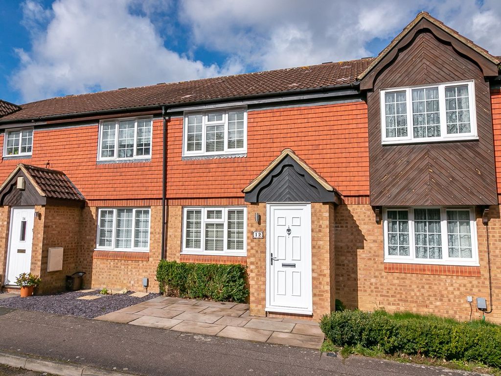 2 bed terraced house to rent in Horace Gay Gardens, Letchworth Garden